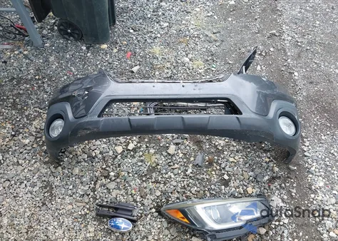 2019 Subaru Outback 2.5I Premium z USA, uszkodzony, nr VIN 4S4BSAHC4K3363342